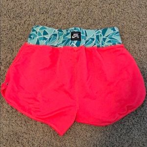 Nike SB Shorts Youth XL Girls